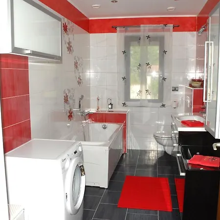 Holiday Margherita Pula