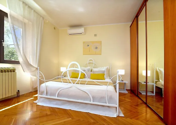 Holiday Margherita Дом отдыха