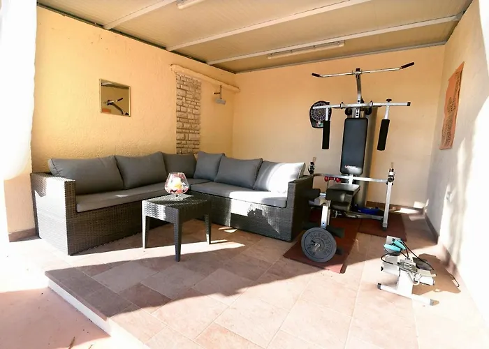 Holiday Margherita Дом отдыха Пула