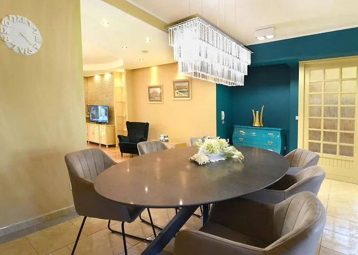 Holiday Margherita * Пула