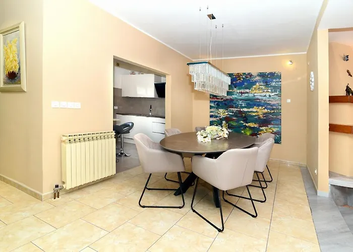 Holiday Margherita Дом отдыха *