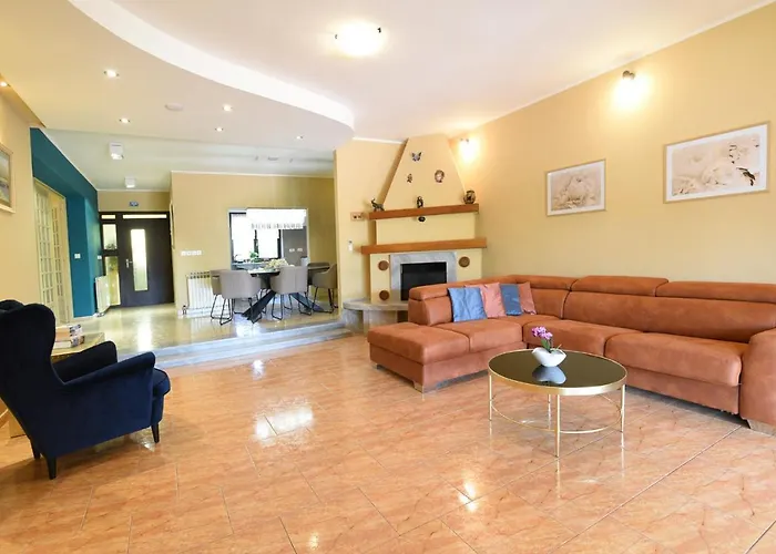 Holiday Margherita * Пула