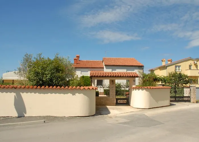 Holiday Margherita Дом отдыха *