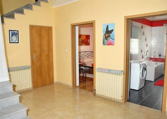 Holiday Margherita Пула