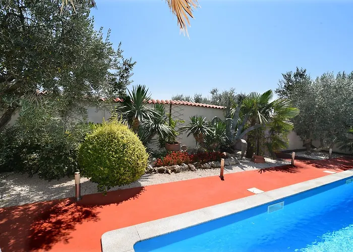 Holiday Margherita Дом отдыха Пула